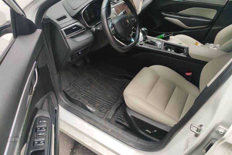 GEELY Binray 2018 image de voiture #18