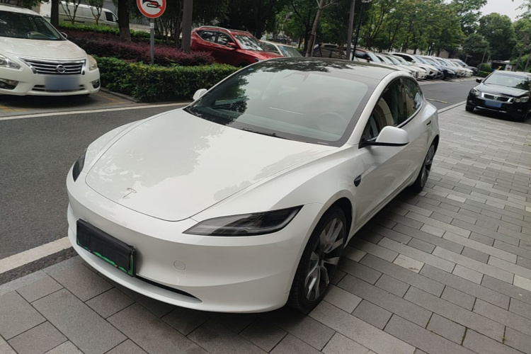 Tesla Model 3 2023 #2 Tesla Model 3 2023 car image #2