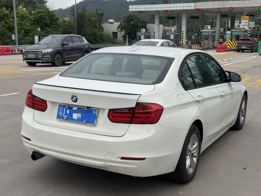 BMW 3 Series 2013 #6 BMW 3 Series 2013 car image #6