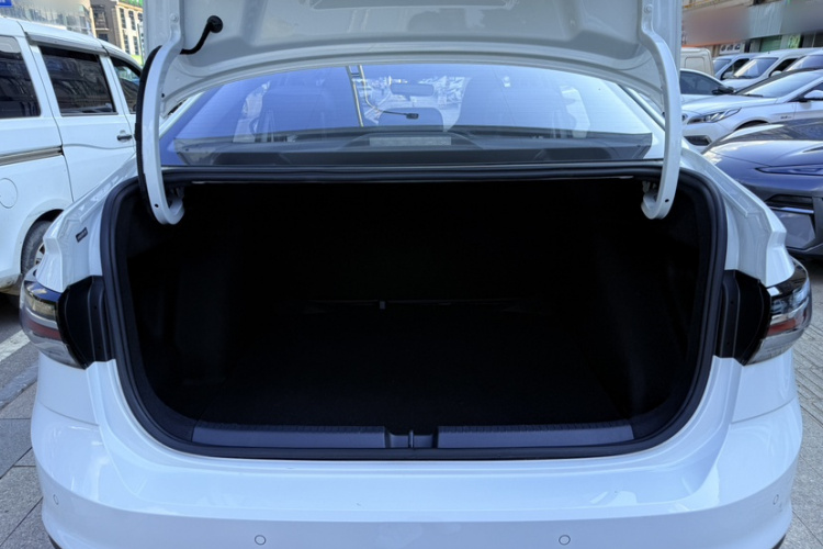 Volkswagen Lavida 2025 #17 Volkswagen Lavida 2025 car image #17