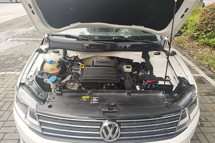 Volkswagen Lavida 2018 car image #20