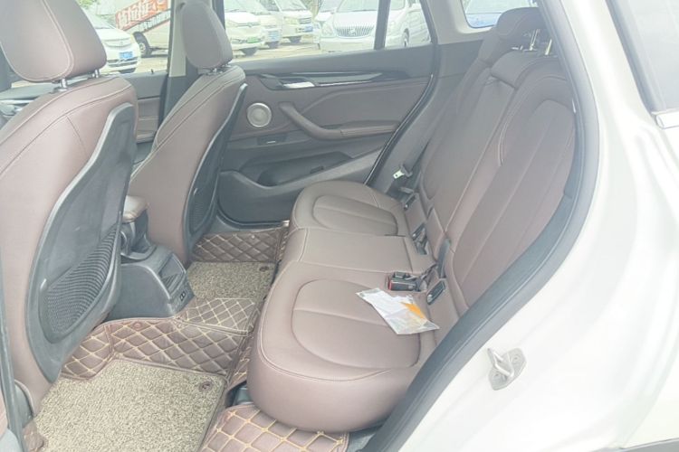 BMW X1 2021 car image #17