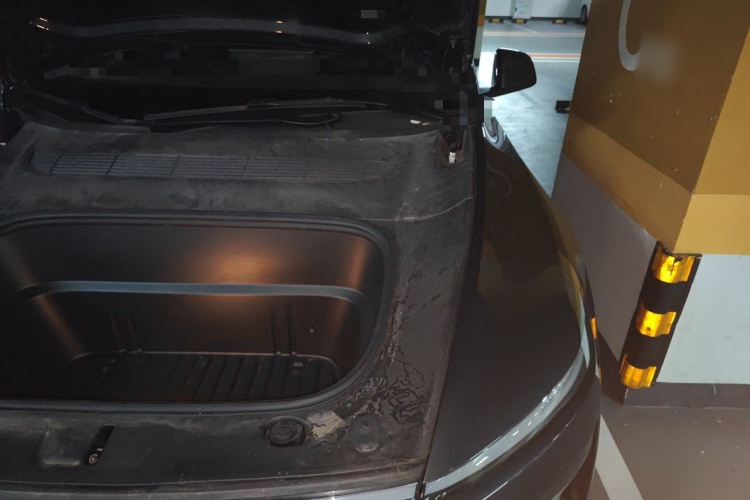 Tesla Model Y 2025 car image #29