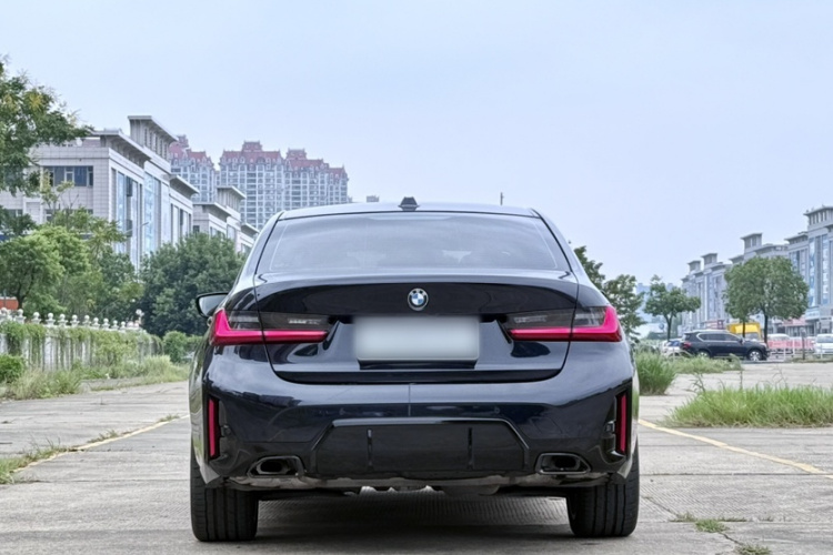 BMW 3 Series 2026 car image #8