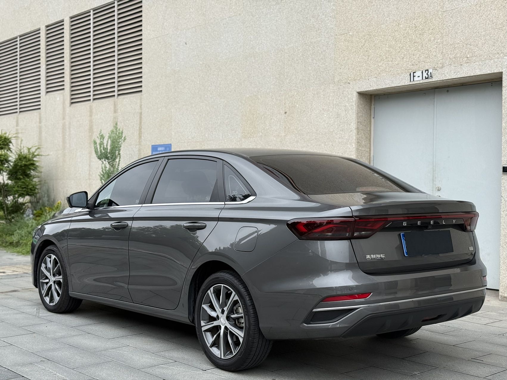 GEELY Emgrand 2024 car image #10