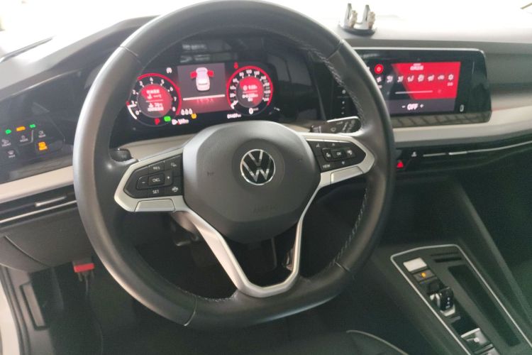 Volkswagen Golf 2022 imagen de coche #15