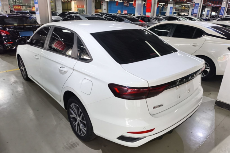 GEELY Emgrand 2023 #7 GEELY Emgrand 2023 car image #7