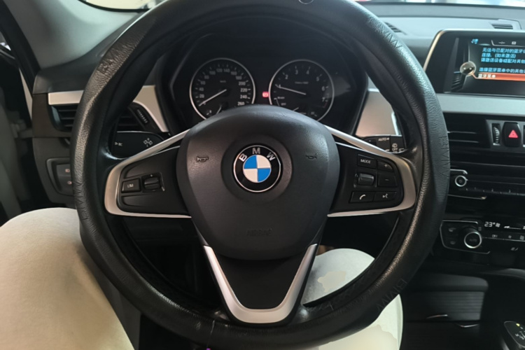 BMW X1 2017 #11 BMW X1 2017 imagen de coche #11