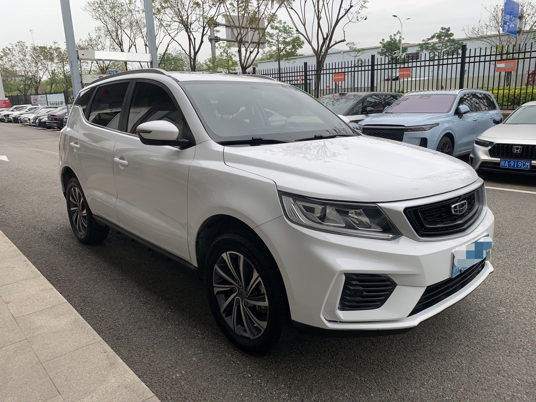 GEELY Vision X6 2021 imagen de coche #3