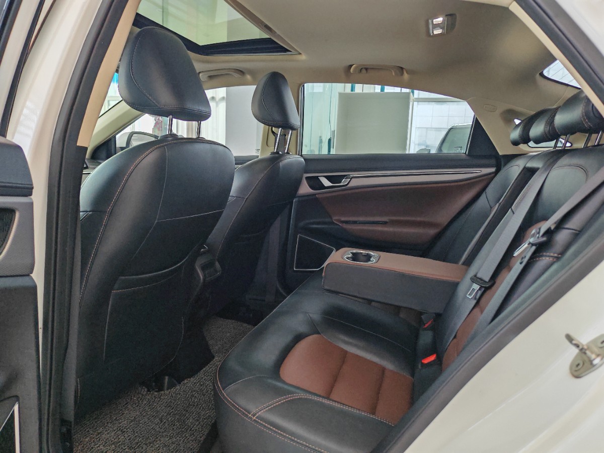GEELY Emgrand GL 2018 car image #9
