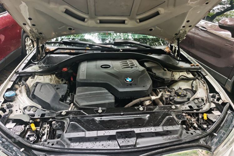 BMW 3 Series 2021 car image #22