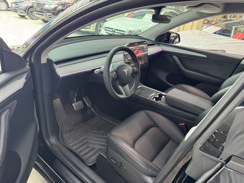 Tesla Model Y 2022 #6 Tesla Model Y 2022 car image #6