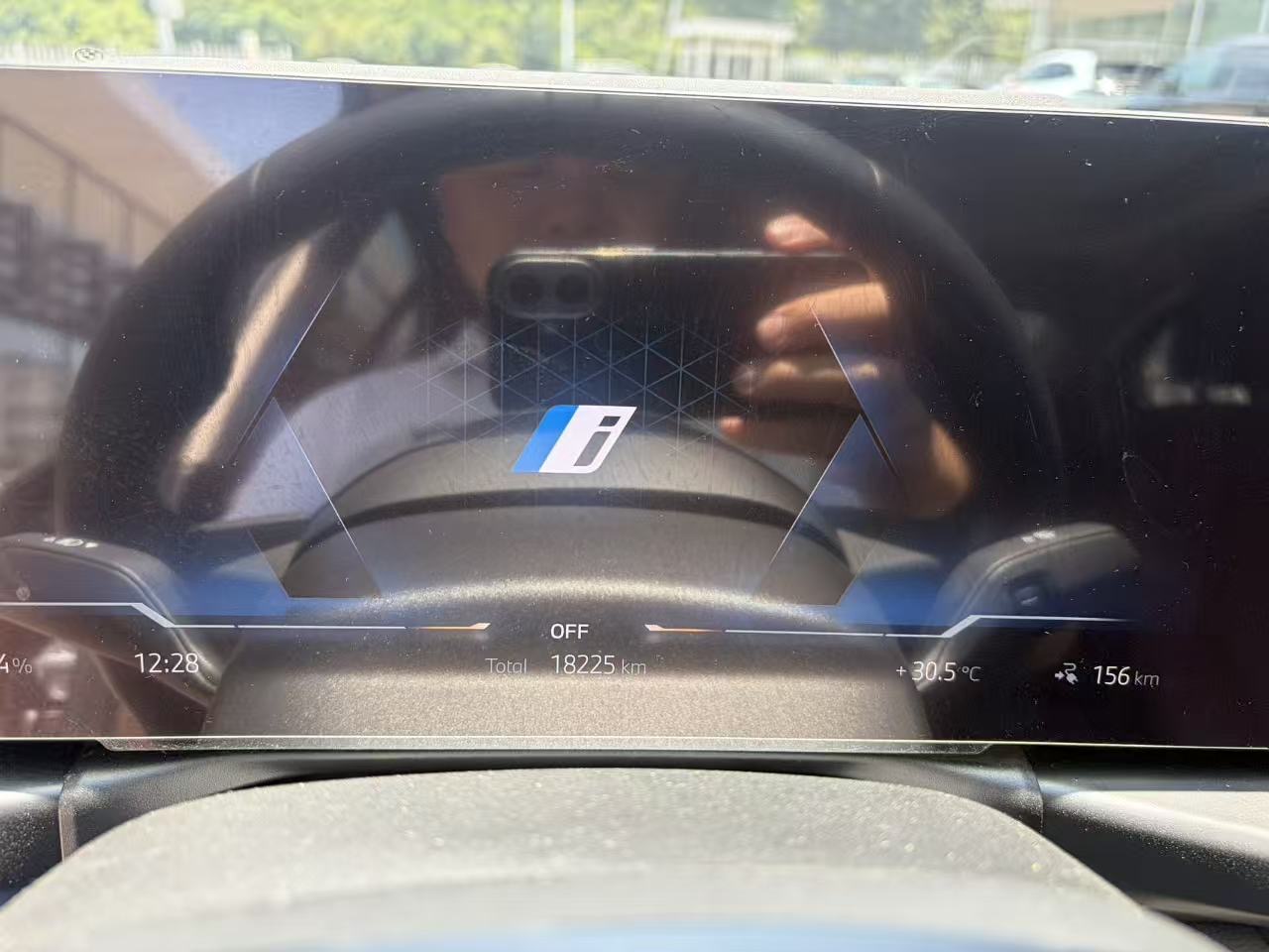 BMW i3 2025 car image #4