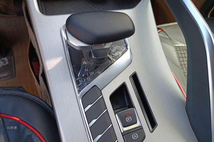 GEELY Coolray 2025 image de voiture #16