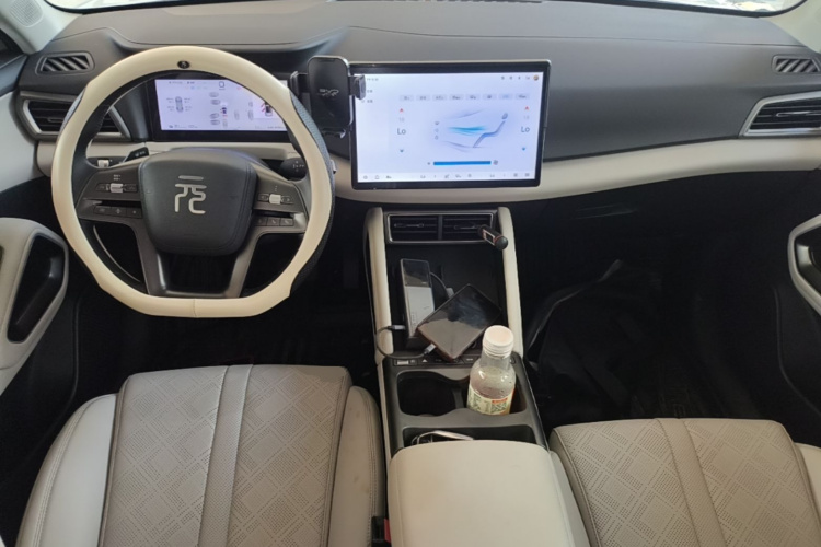 BYD YuanUP 2025 car image #10
