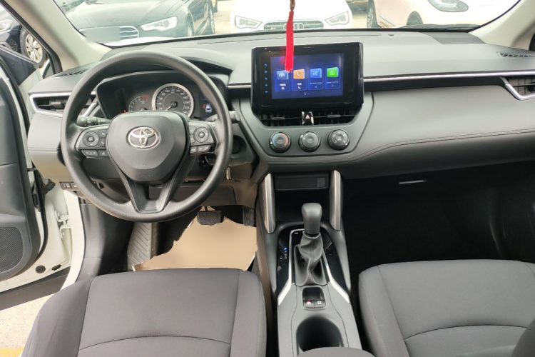 Toyota Corolla Cross 2024 car image #10
