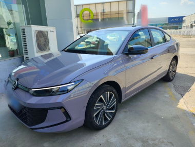 2025 2025 car image