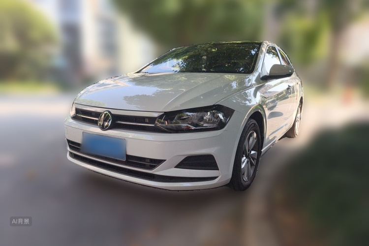 Volkswagen Polo 2022 car image #2