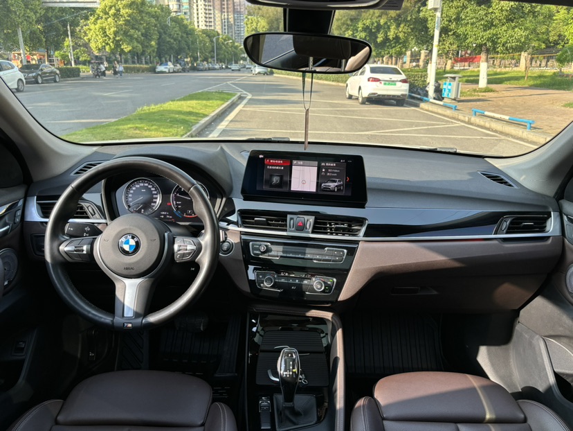 BMW X1 2020 car image #9