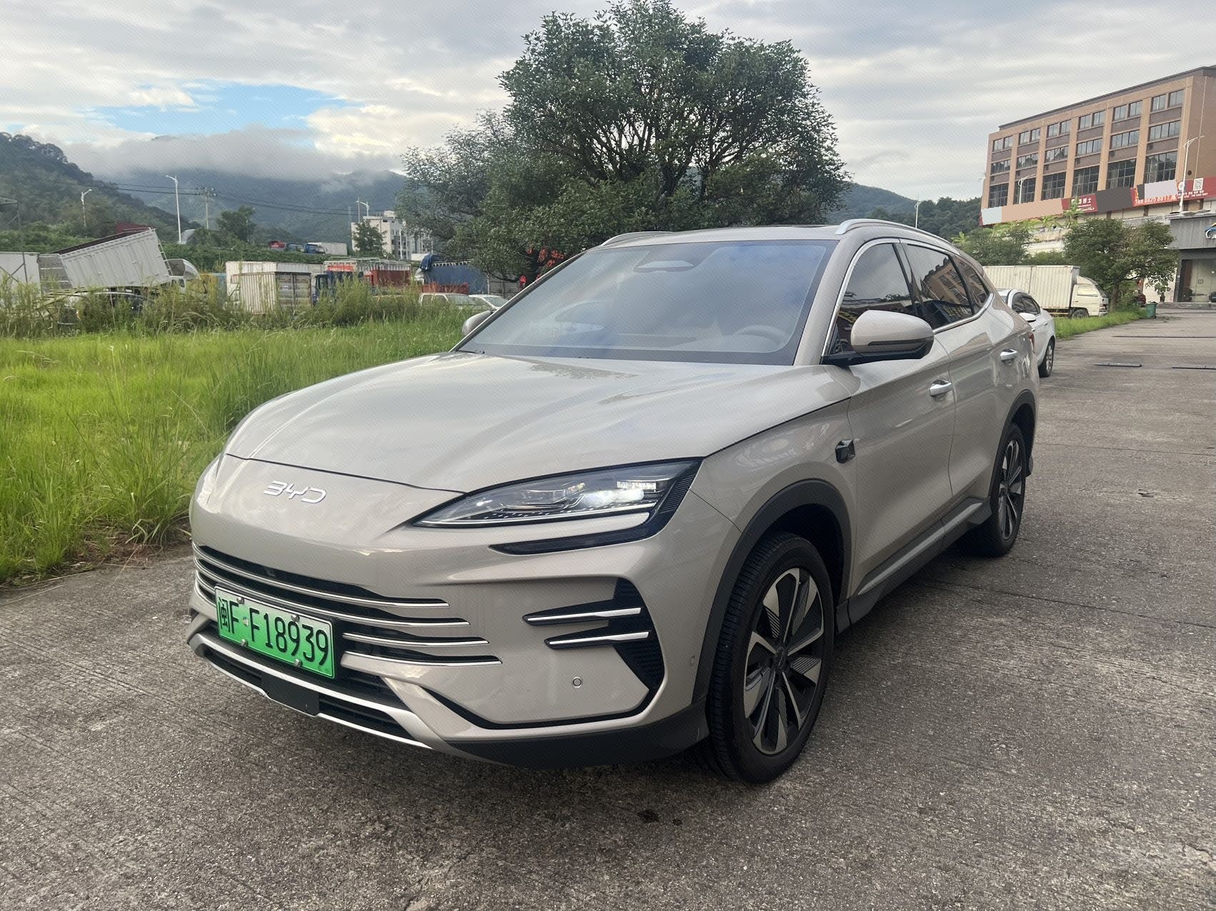 BYD Song Plus New Energy 2025 car image 