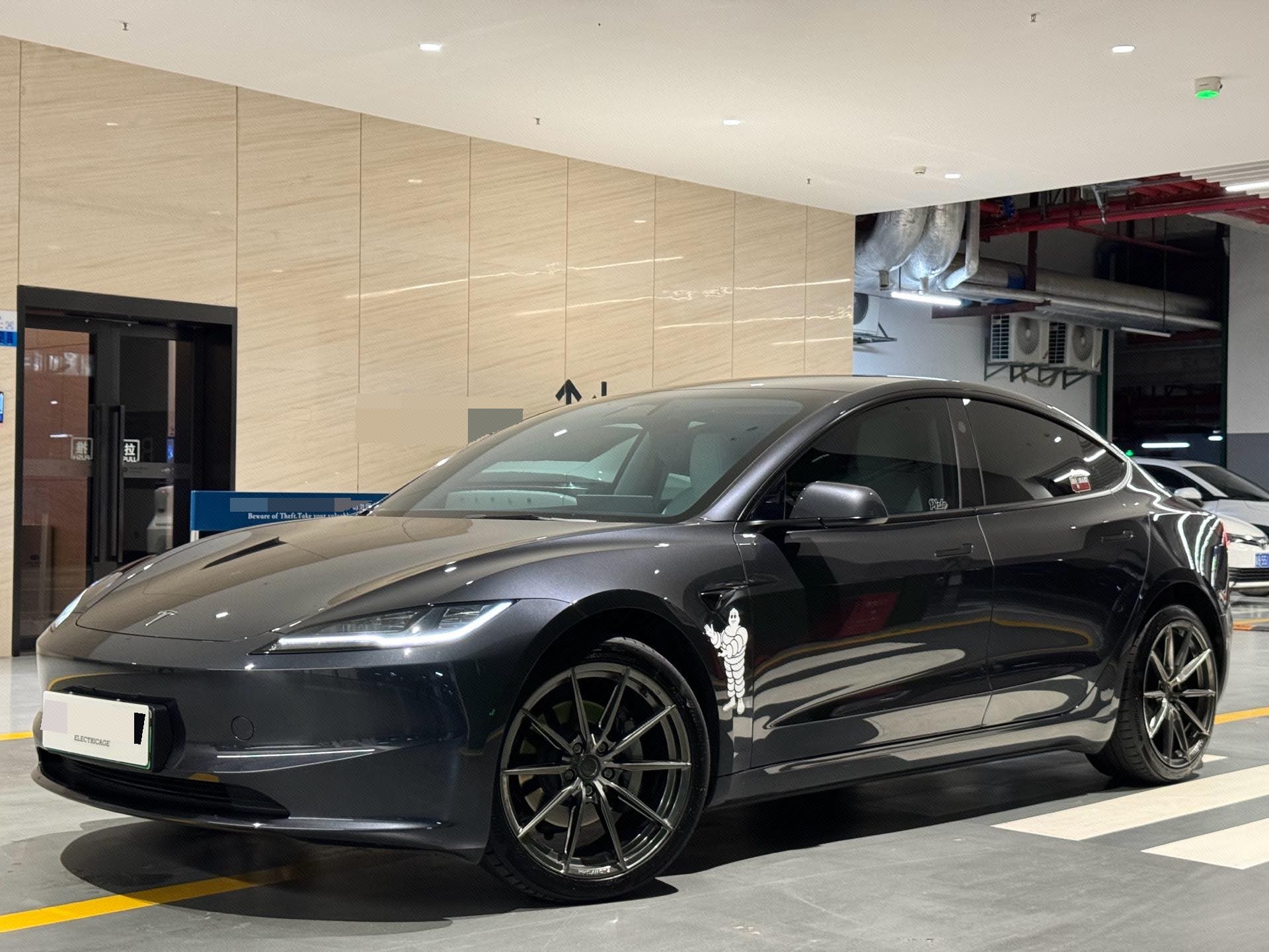 Tesla Model 3 2025 car image 