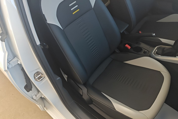 Volkswagen Polo 2021 car image #23