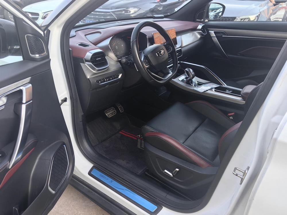 GEELY Coolray 2019 car image #7