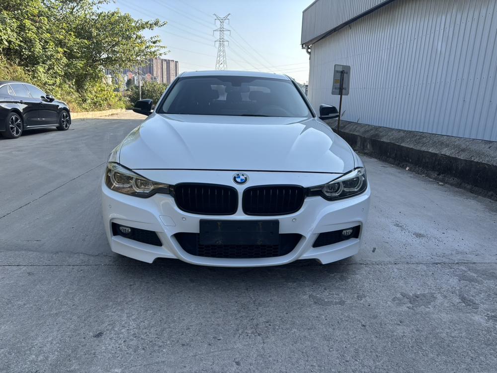 BMW 3 Series 2018 #2 BMW 3 Series 2018 car image #2