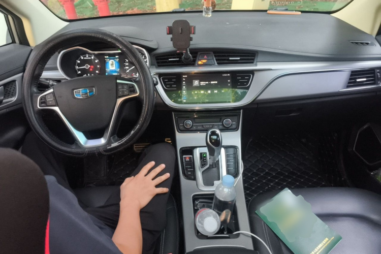 GEELY Emgrand GS 2019 #7 GEELY Emgrand GS 2019 car image #7