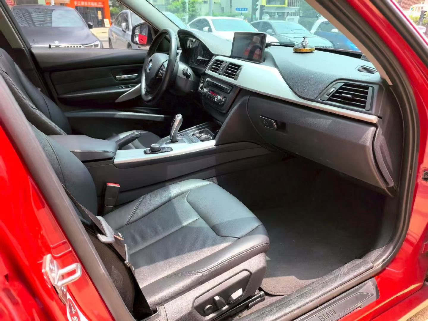 BMW 3 Series 2013 car image #6