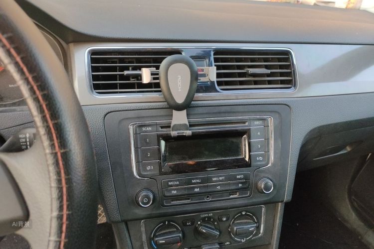 Volkswagen Santana 2016 car image #15