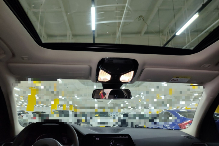 BMW 3 Series 2019 изображение автомобиля #18