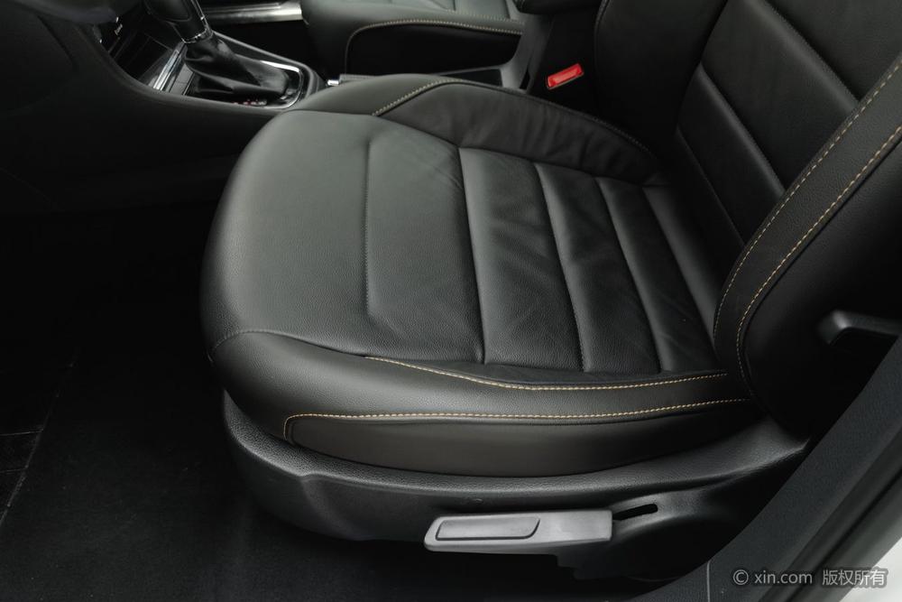 Volkswagen Bora 2016 image de voiture #18