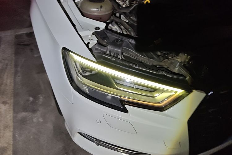 Audi A3 2017 car image #8