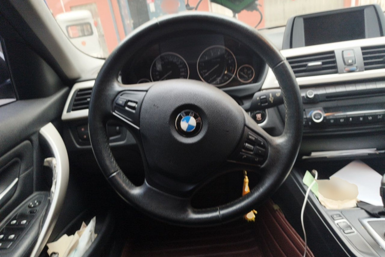 BMW 3 Series 2014 #11 BMW 3 Series 2014 car image #11