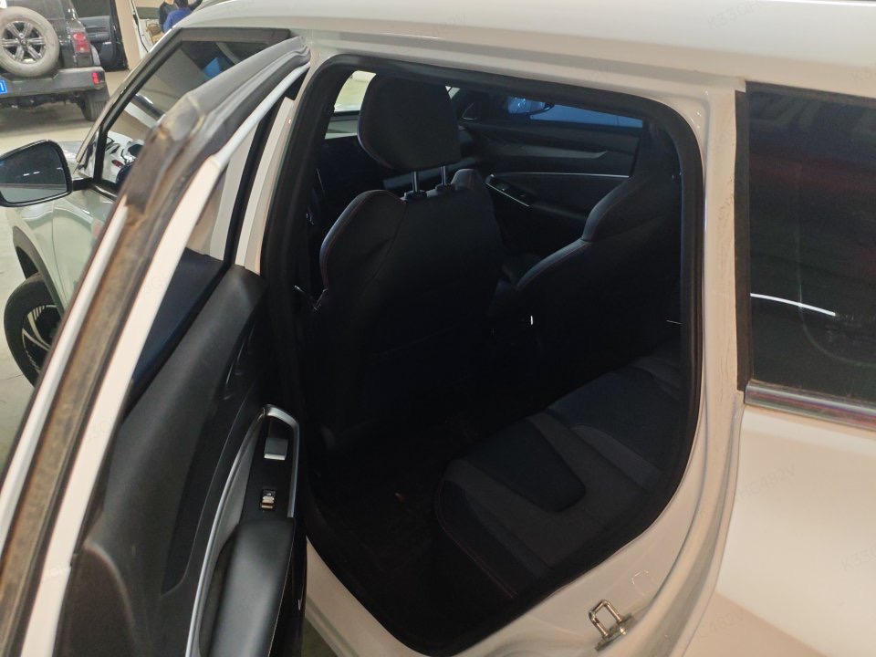 GEELY Boyue 2023 car image #4