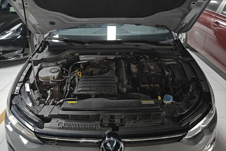 Volkswagen Golf 2024 image de voiture #22