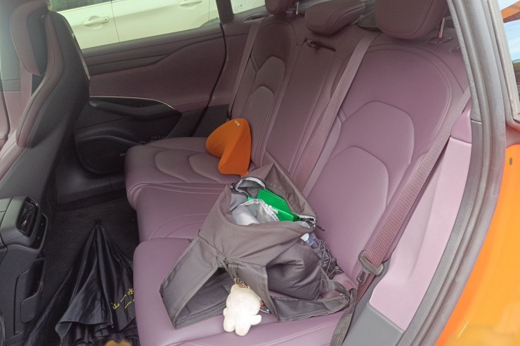 MI SU7 2025 car image #14