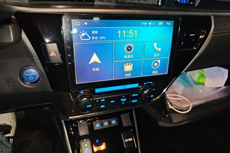 Toyota Corolla 2017 #13 Toyota Corolla 2017 car image #13