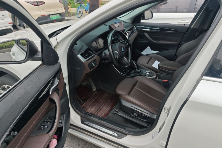 BMW X1 2020 car image #18