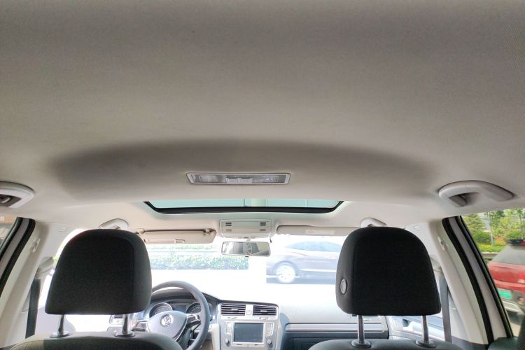 Volkswagen Golf 2017 imagem de carro #20