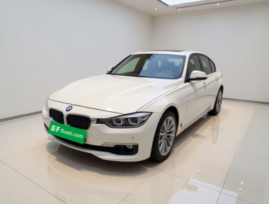BMW 3 Series 2019 car image 