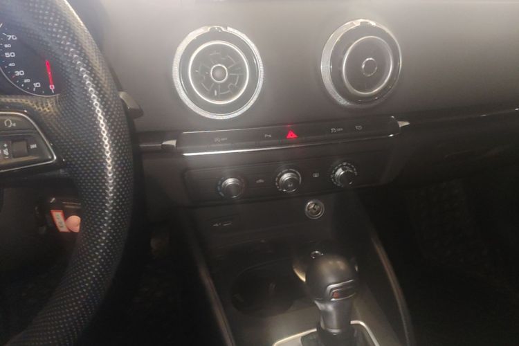 Audi A3 2019 #13 Audi A3 2019 car image #13