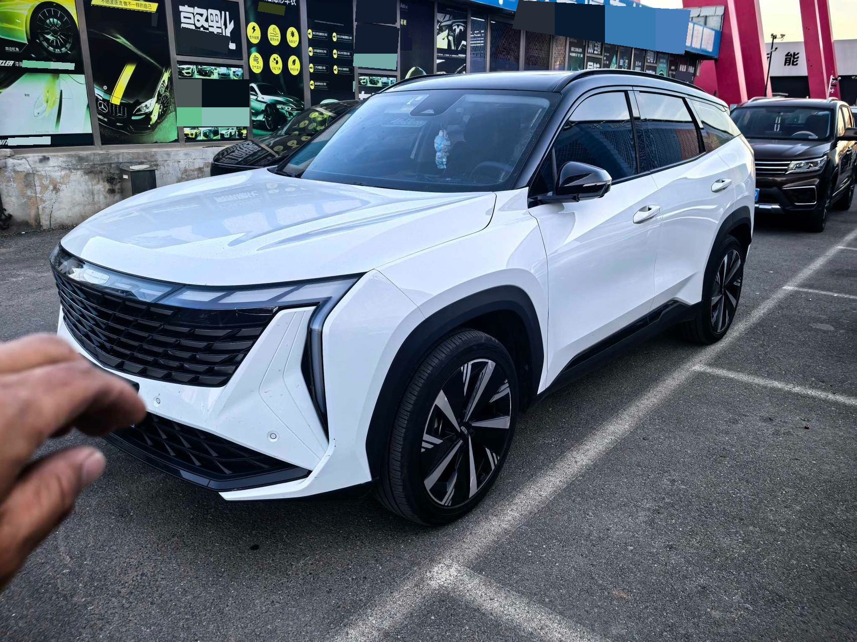 GEELY Boyue L 2023 صورة سيارة 