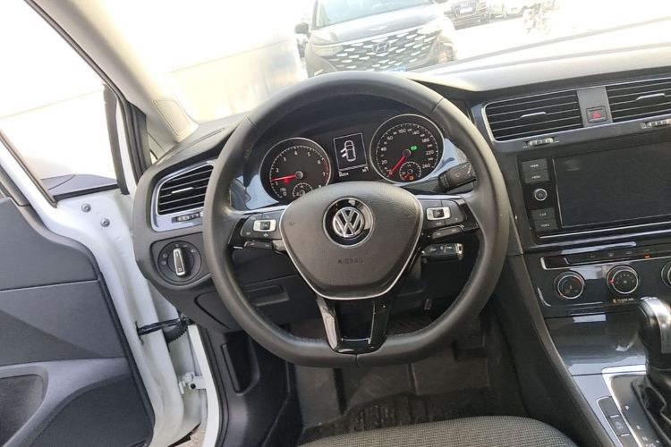 Volkswagen Golf 2019 #11 Volkswagen Golf 2019 car image #11