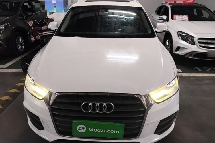 Audi Q3 2017 car image #3