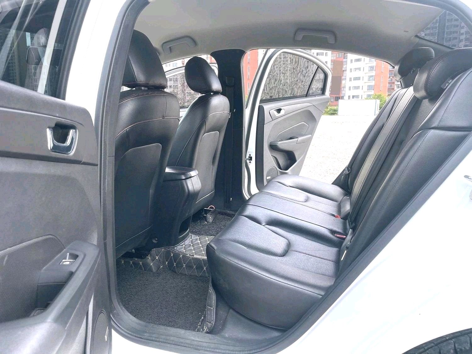 Chery Arrizo 5 2017 car image #6
