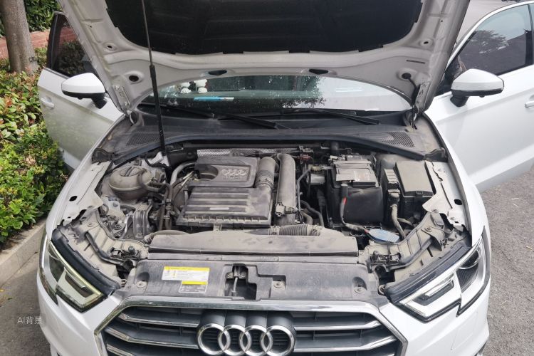Audi A3 2019 car image #22