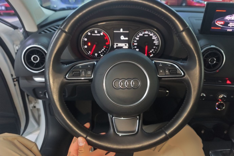 Audi A3 2015 imagen de coche #11