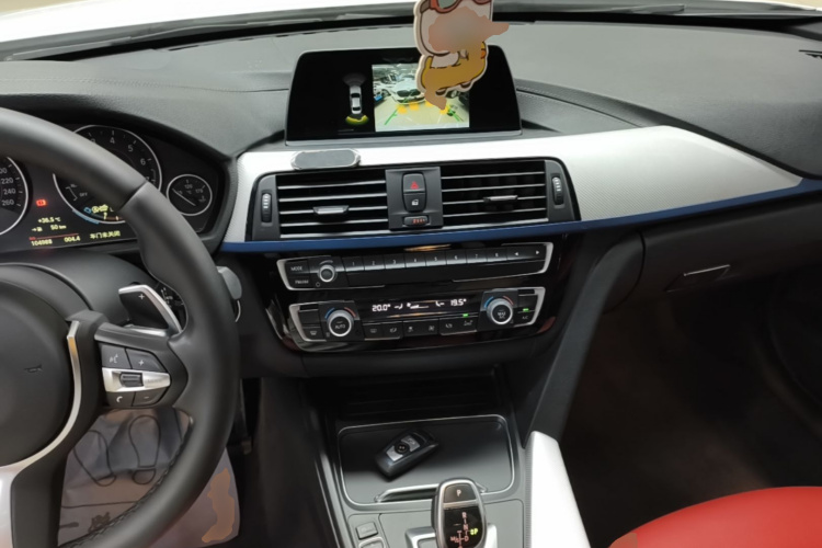BMW 3 Series 2019 #10 BMW 3 Series 2019 car image #10
